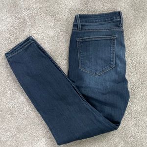Skinny, ankle jeans